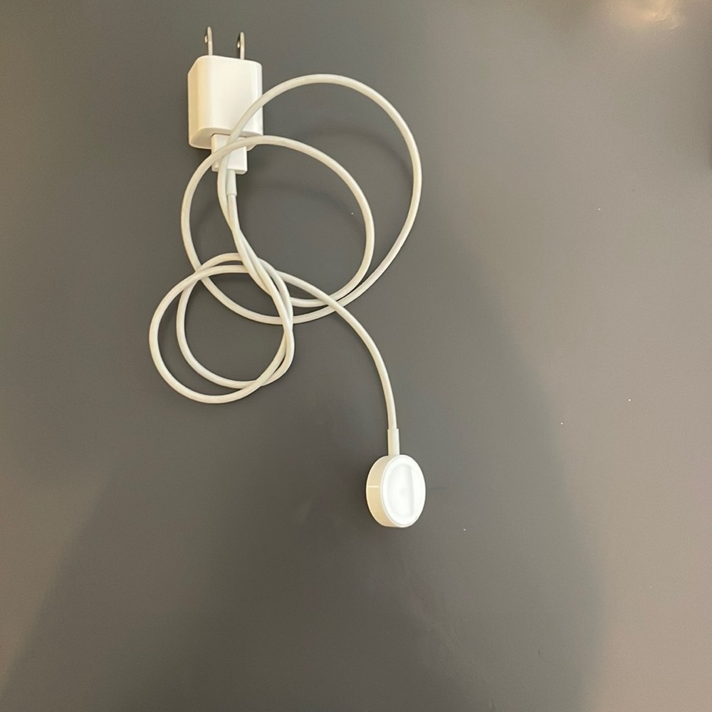 Apple Watch charger with charging block